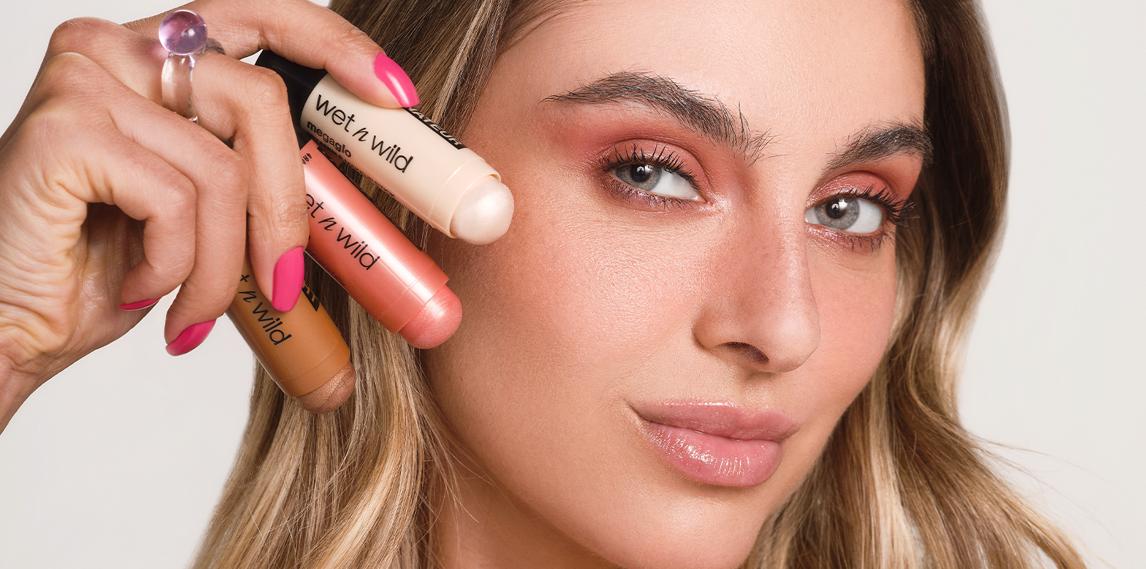 KIT Maquiagem em Bastão - MegaGlo Makeup Stick